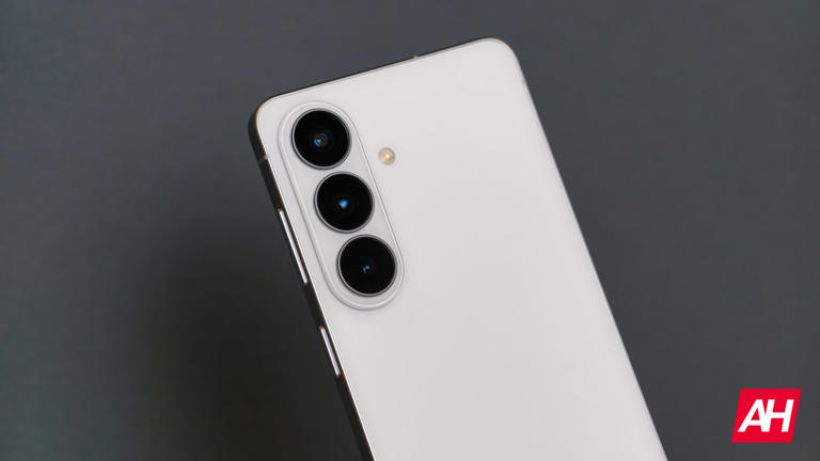 S26 Ultra จอใหม่ กันเผือก แต่ดันมีจุดสังเกต?