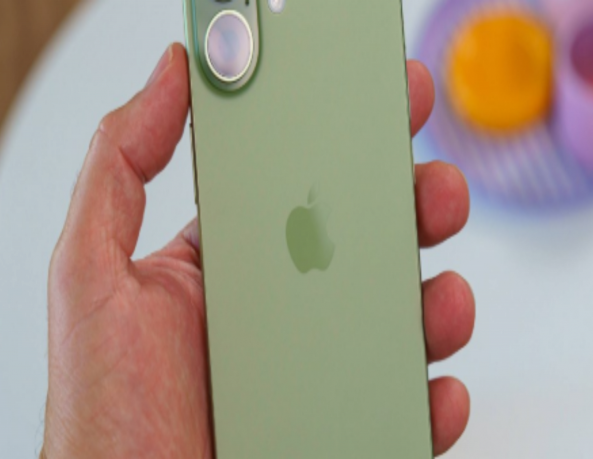 iPhone 18 อัปแรมจุกๆ 12GB ลื่นปรื๊ด!