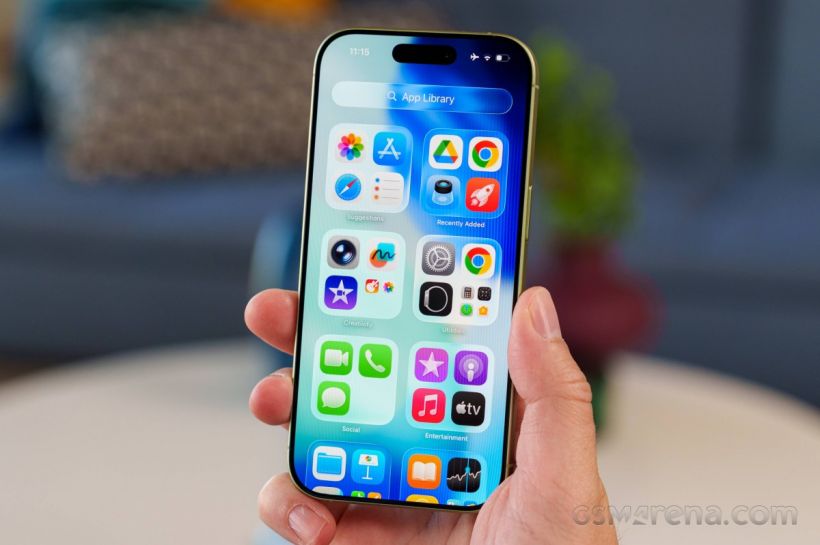 iPhone 18 อัปแรมจุกๆ 12GB ลื่นปรื๊ด!
