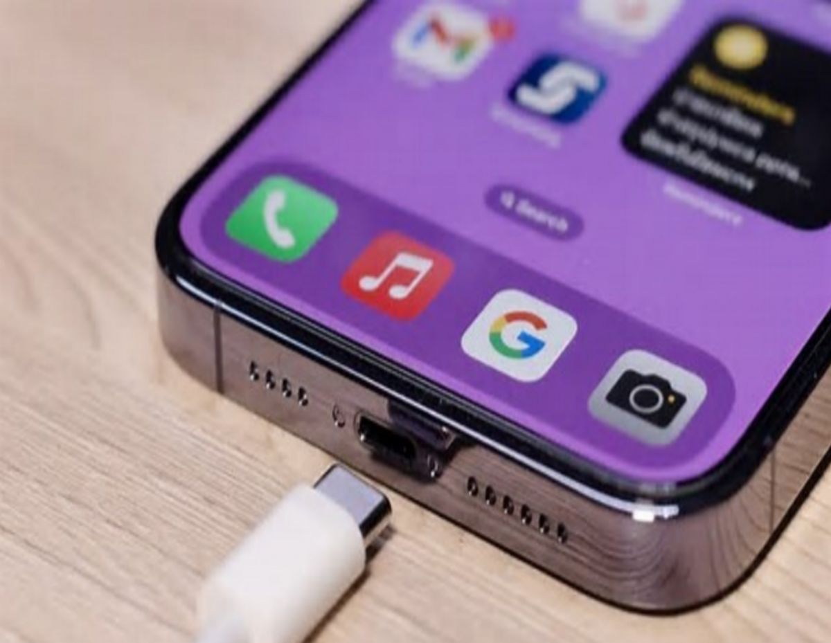 ชาร์จ iPhone ทั้งคืนแต่แบตไม่ขึ้น? เช็ก 5 สาเหตุฉบับตัวตึง!