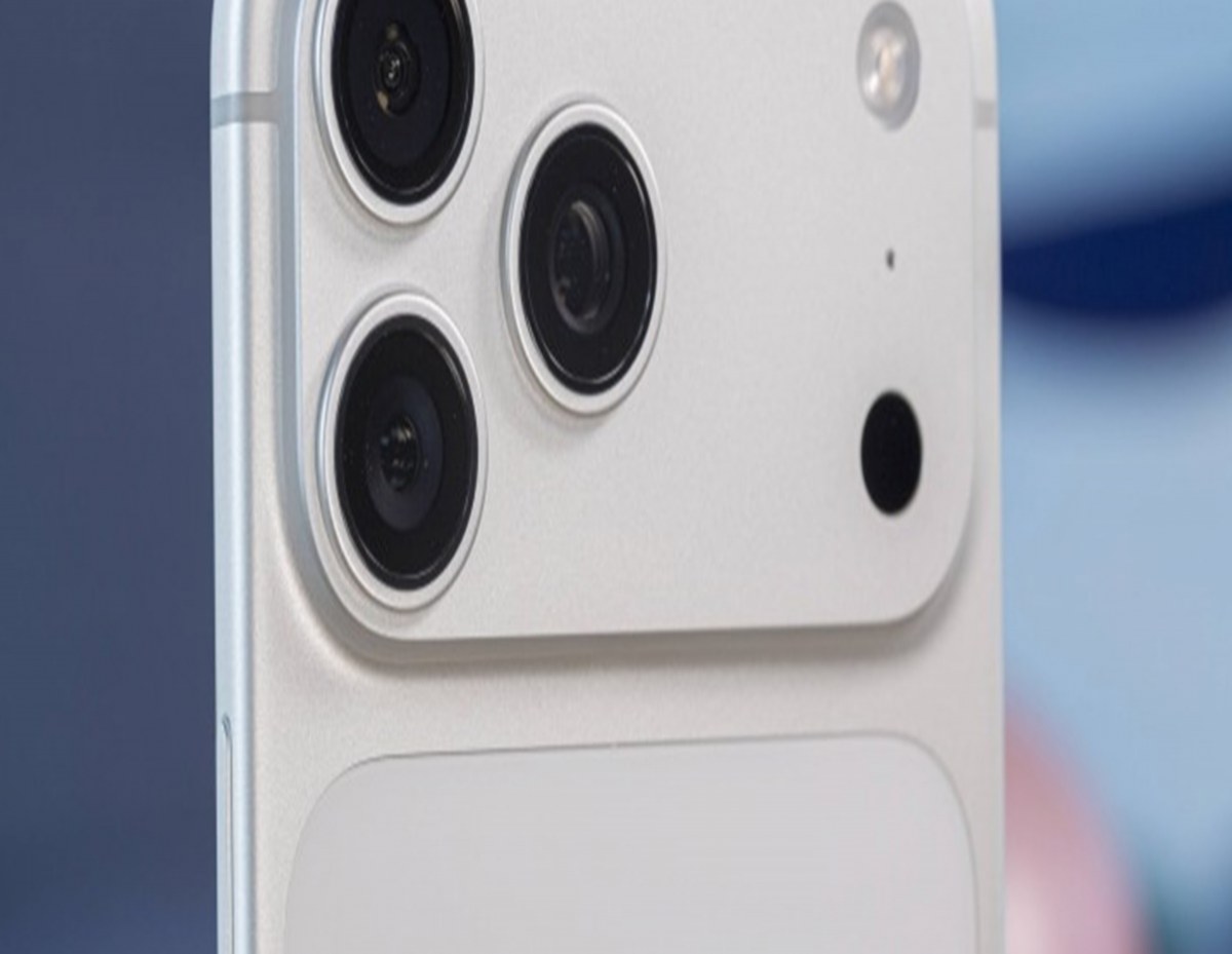 iPhone Air ขายไม่ดี? Apple หันไปทุ่มกำลังผลิต iPhone 17 Pro แทน!