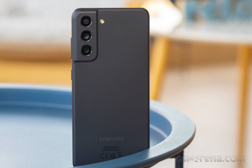 เช็กด่วน! มือถือใครขึ้นแจ้งเตือนบ้าง? One UI 8 ตัวเสถียรมาถึง S21 FE แล้วนะ!