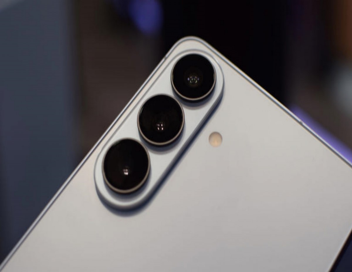 Samsung แย้ม! "Vibe Coding" อาจมาลงมือถือ แก้เบื่อ UX แบบเดิมๆ